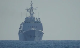 Một tàu Trung Quốc hiện diện ở đá Ba Đầu thuộc quần đảo Trường Sa của Việt Nam hồi tháng 4