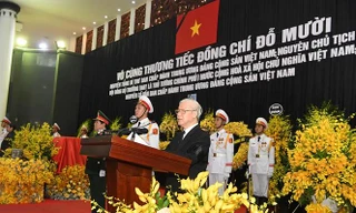 Tổng Bí thư Nguyễn Phú Trọng đọc lời điếu.