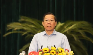 Chủ tịch TPHCM: Nghiên cứu sắp xếp cụm trụ sở chung cho sở, ngành sau sáp nhập