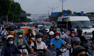 Khổ sở vì thường xuyên bị kẹt cứng trên các tuyến đường cửa ngõ Tây - Bắc TPHCM