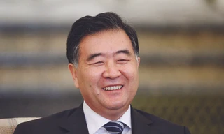 Cơ hội sau vụ Bạc Hy Lai