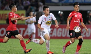 Bóng đá Việt và điệp khúc 'xóa đi làm lại'