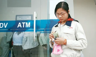 Thưởng Tết 2018: Người trông ngóng, kẻ hững hờ 