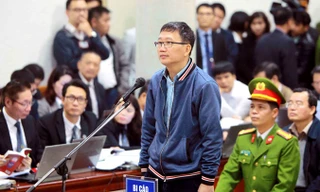 Trịnh Xuân Thanh và các bị cáo bị xét xử về tội “Cố ý làm trái quy định của Nhà nước về quản lý kinh tế gây hậu quả nghiêm trọng” và “Tham ô tài sản”. Ảnh: Anh Tuấn.