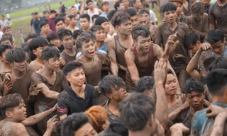 Dù được tuyên truyền tốt, hội Phết Hiền Quan 2018 vẫn vỡ trận. Ảnh: Hoàng Mạnh Thắng.