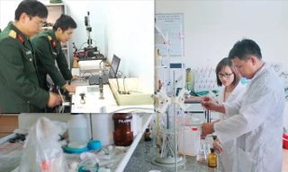  ĐVTN Viện Khoa học và Công nghệ quân sự nghiên cứu đề tài khoa học tại phòng thí nghiệm. ẢNH: CTV.