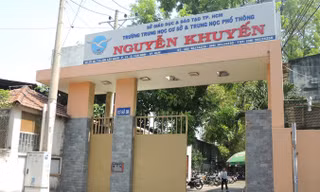 Trường THCS - THPT Nguyễn Khuyến cơ sở 3B quận Tân Bình (nơi một nam sinh thiệt mạng). Ảnh: PV.