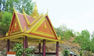 Thala có mái giống chùa Khmer