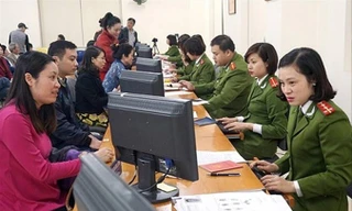 Lãnh đạo thành phố Hà Nội khẳng định không lộ thông tin cá nhân trước việc chia sẻ dữ liệu dân cư. Ảnh: TH