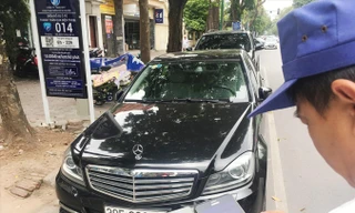 Sau 8 tháng triển khai, các điểm đỗ xe theo iParking trên nhiều tuyến phố hiện nay chỉ nhận thanh toán được với mạng điện thoại Viettel.