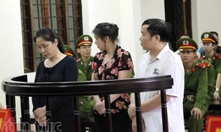 Vi phạm ngân sách, hàng loạt cán bộ mất chức, tù giam