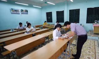 Điểm thi THPT Hoài Đức A (Hà Nội) chỉ có 6 thí sinh dự thi bài thi tổ hợp KHTN. Ảnh: Nguyễn Hà.