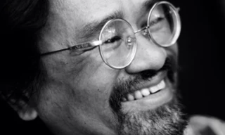 Nguyễn Hữu Hồng Minh: Ngọn núi lửa 'phun thơ'