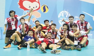 Các cầu thủ bóng chuyền nam đã có một giải đấu được xem là thành công trên đất Singapore. Ảnh: VSI