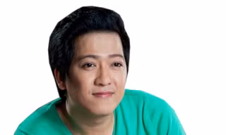 Màn 'cướp sóng' cầu hôn Nhã Phương của Trường Giang: 'Copy' và sáng tạo