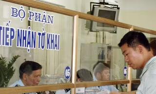 Doanh nghiệp trả “phí bôi trơn” cho hải quan ngày càng tăng