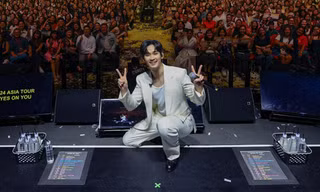 Kim Soo Hyun buộc phải tham gia fan meeting vì số tiền bồi thường "khủng"?