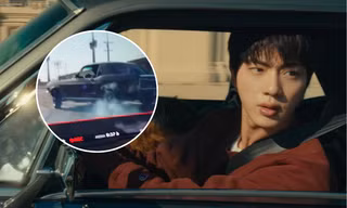 Jin BTS khoe trình "lái lụa" khiến đạo diễn "xanh mặt", fan nhắc nhau điều này