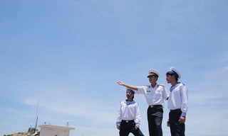 Lính ra-đa làm rể đảo tiền tiêu