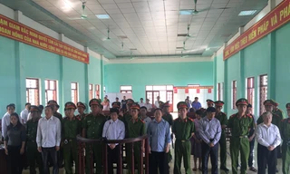 Bố và vợ của Tàng Keangnam thoát án tử