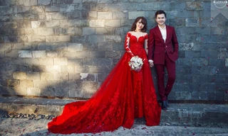 Ngày 14/3, nam ca sĩ Nam Cương tổ chức hôn lễ bí mật với bạn gái 9x Phương Thảo tại trung tâm tiệc cưới có tiếng ở Quận 4, TP.HCM.