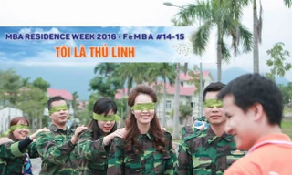 Á hậu Thụy Vân đẹp cá tính trong màu áo lính