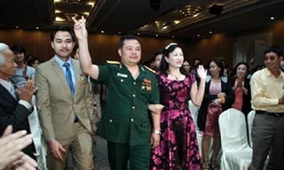 Lê Xuân Giang luôn xuất hiện trong trang phục đại tá Quân đội khi tham dự các sự kiện. 