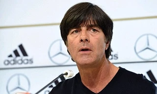 HLV Joachim Loew tiếp tục chèo lái đội tuyển Đức