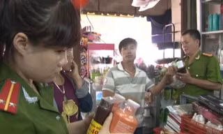 Tất cả hàng mỹ phẩm được phát hiện, tịch thu đợt này tại Huế đều không rõ nguồn gốc xuất xứ. 