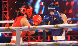  Màn so găng nảy lửa của các hotgirl làng Boxing Việt