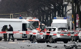 Hiện trường vụ đánh bom xe.