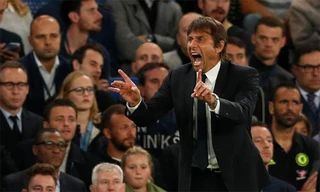 Conte còn nhiều việc phải làm với hàng thủ của Chelsea. Ảnh: Reuters.
