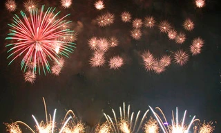 Bắn pháo hoa mừng Quốc khánh theo hướng xã hội hóa