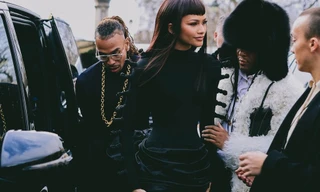 Loạt khoảnh khắc ấn tượng trên đường phố tại Tuần lễ thời trang Paris Xuân Hè 2024