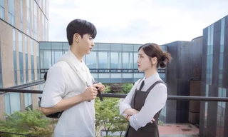 Những mối tình "oan gia ngõ hẹp" trên phim có thật sự lãng mạn ngoài đời?