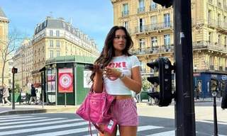 Áp đảo cơn nóng mùa Hè với loạt trang phục mặc nhà, từ váy ngủ đến quần boxer