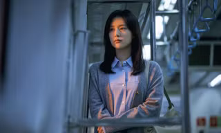 Áp đặt quá nhiều kì vọng sẽ khiến chúng ta lo lắng, bất an đến suốt đời