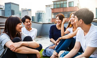 Đừng vì cố gắng tỏ ra tử tế mà lại làm tổn thương ai đó bằng những câu hỏi ngây ngô