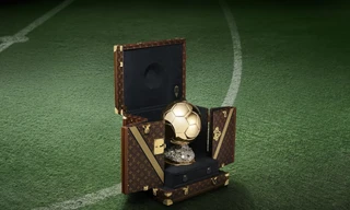 Có gì bên trong những chiếc rương đặc biệt Louis Vuitton làm cho Olympic 2024?