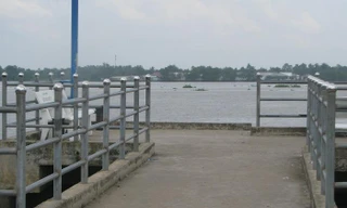 Hiện trường nơi em P. đuối nước.