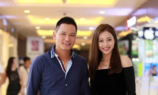 Jennifer Phạm gợi cảm sánh vai bên ông xã.