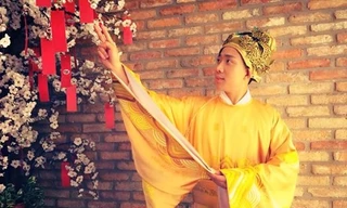 Trấn Thành chia sẻ những hình ảnh trong trang phục cổ trang khiến fans thích thú.