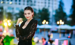Hồng Quế tự tin khoe vóc dáng trước khi diễn ra chương trình Đẹp Fashion Runway 3 tối 13/9.