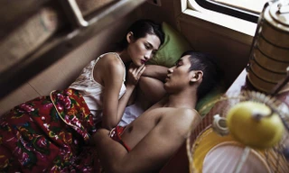 Kha Mỹ Vân 'tình một đêm' với Cao Lâm Viên trên tàu