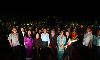 Tổng thống Myanmar tìm hiểu văn hoá Việt qua 'Tinh hoa Bắc bộ'