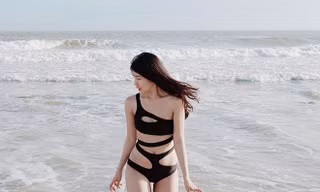 Hot girl Việt rủ nhau diện bikini, khoe dáng gợi cảm ngày nắng nóng