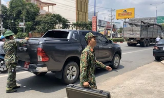 VIDEO: Khói ngùn ngụt sau tiếng nổ lớn ở Cục Thuế Bình Dương