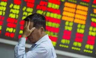 Căng thẳng Mỹ-Trung ảnh hưởng sâu sắc đến thị trường chứng khoán cả 2 bên. Ảnh: Express.