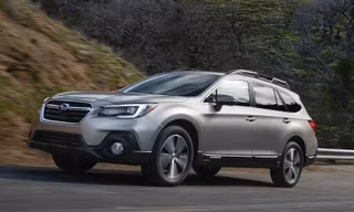 Subaru Outback 2019 bị lỗi mối hàn khung nguy hiểm.