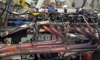 Động cơ khủng V16 14 lít có thể lắp trên ôtô?